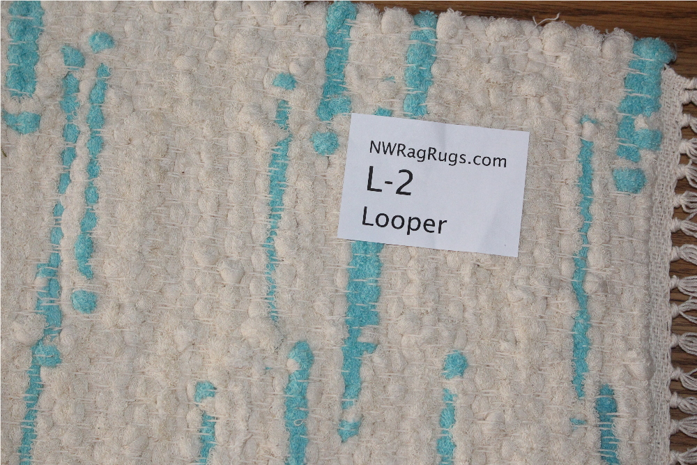 Close-up of Looper #L-2